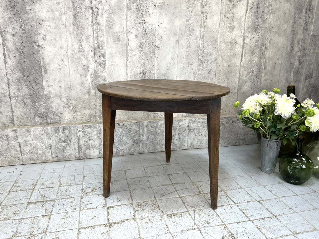 Rustic Three Leg Circular Cricket Table