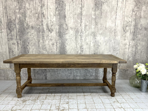 219.5cm Rustic Silvered Oak Dining Farmhouse Table