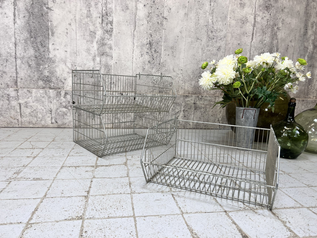Metal Stacking Wire Shelves