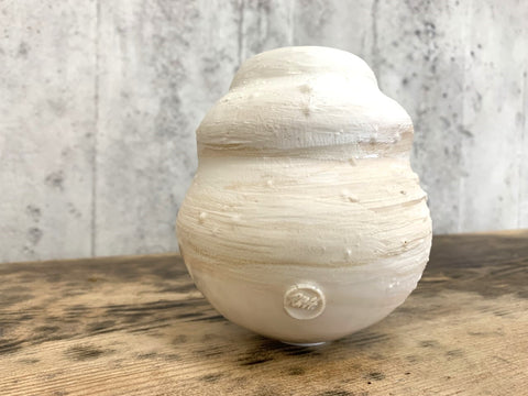 White 'Waves and Beach' Vase Sculpture by Rosa