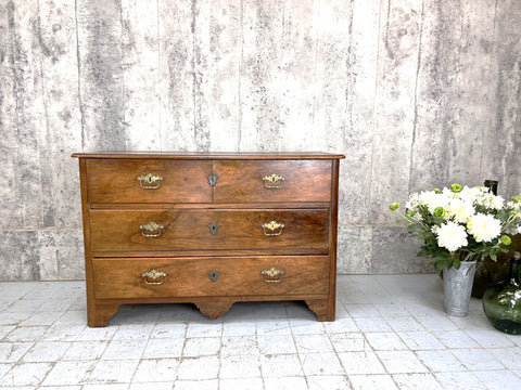 118.5cm Two over Two Low Chest of Drawers