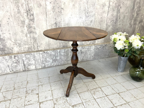 Walnut Wood Circular Pedestal Central Table Gueridon